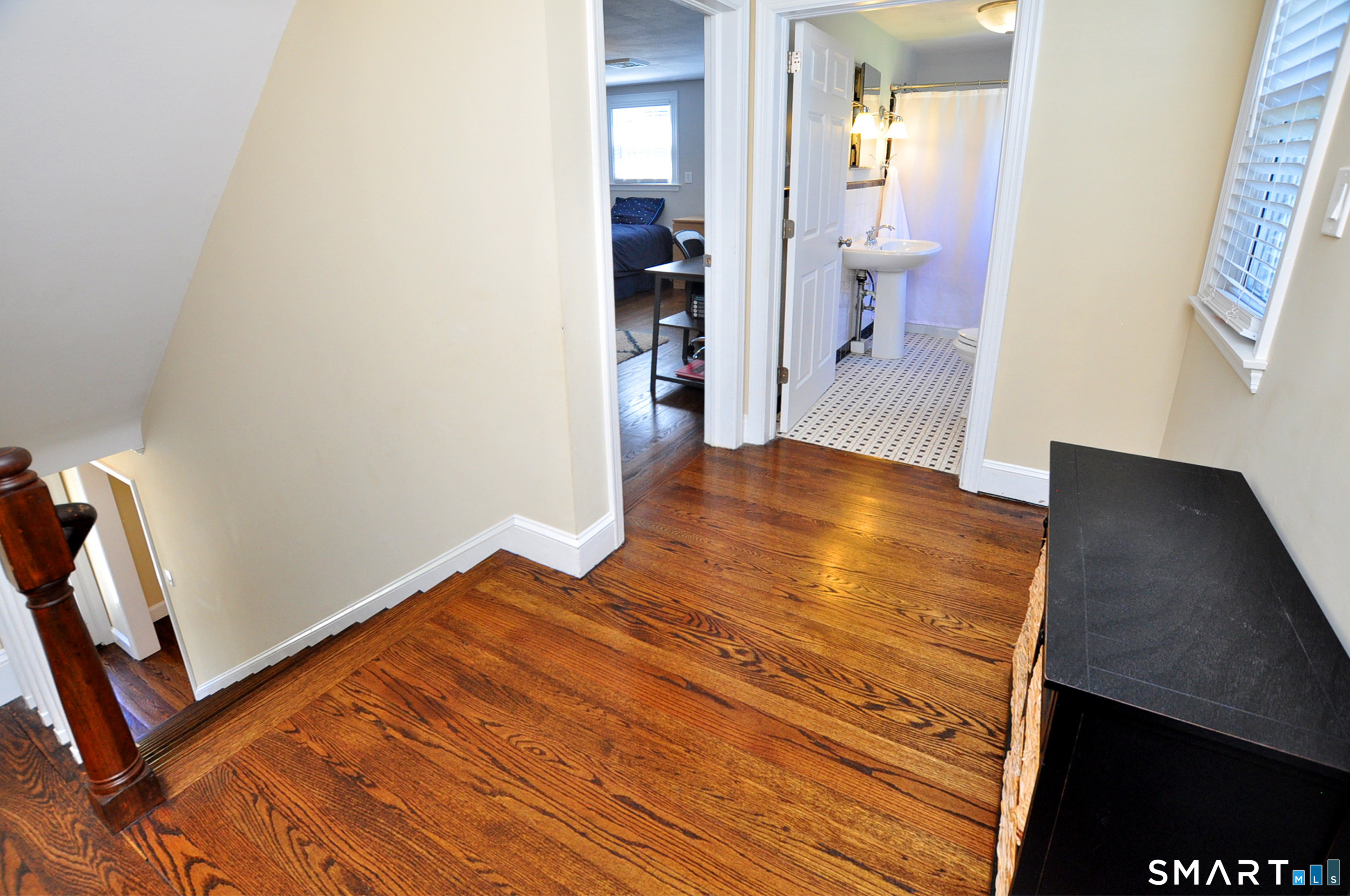 281 West Mountain Road Simsbury CT 06092