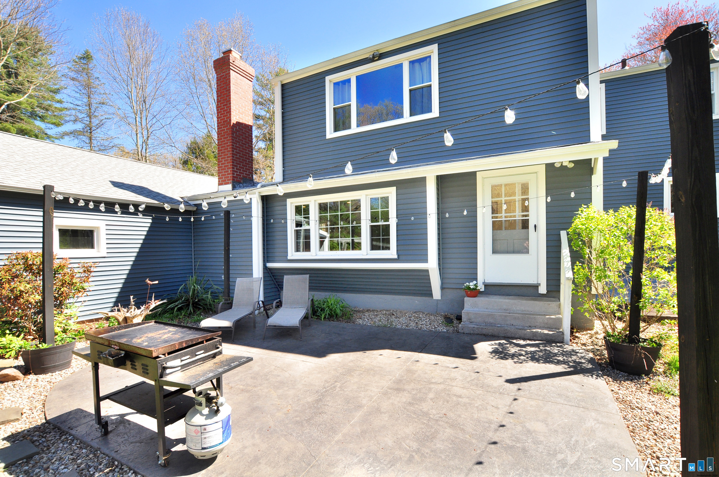 281 West Mountain Road Simsbury CT 06092