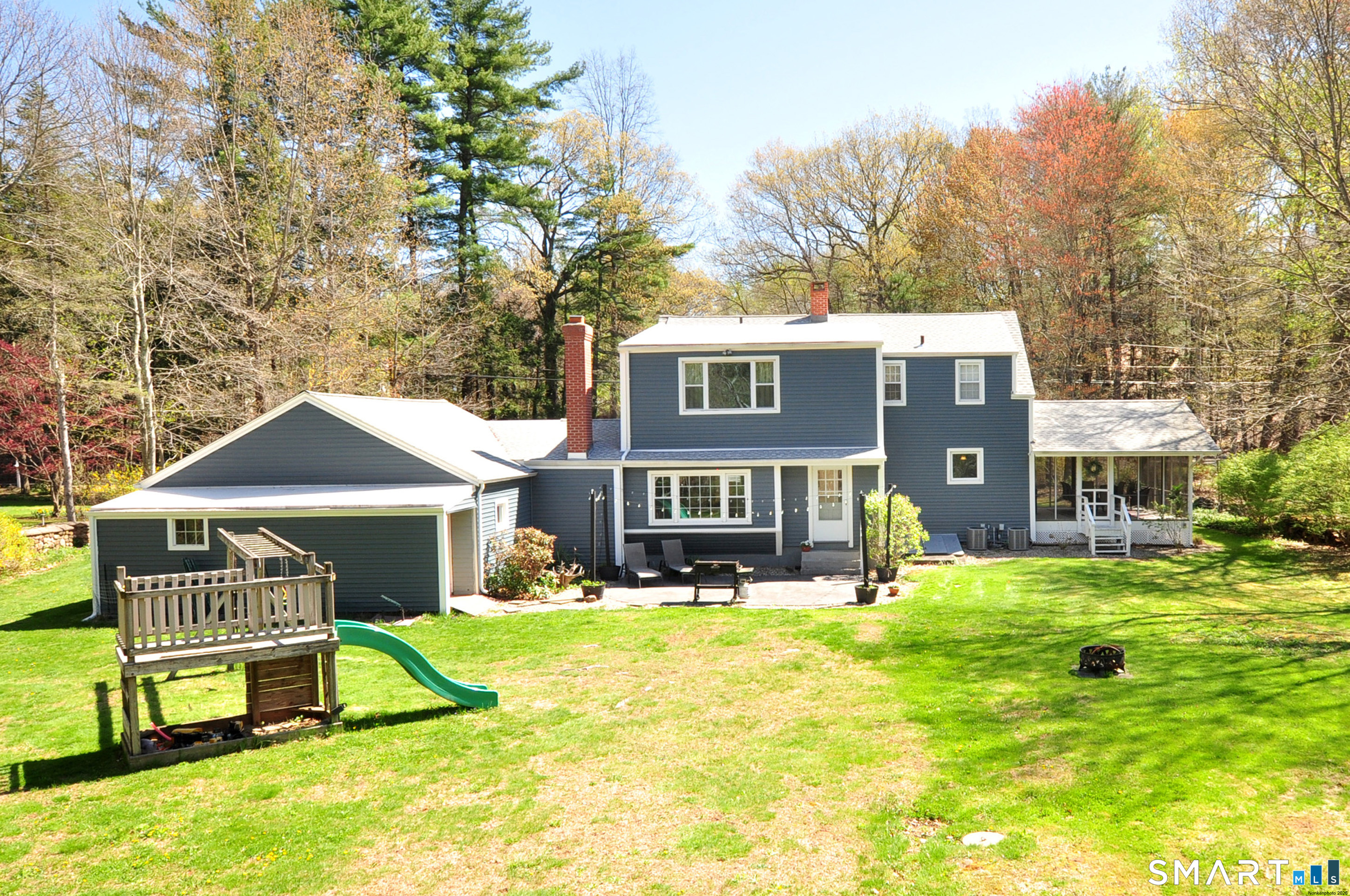 281 West Mountain Road Simsbury CT 06092