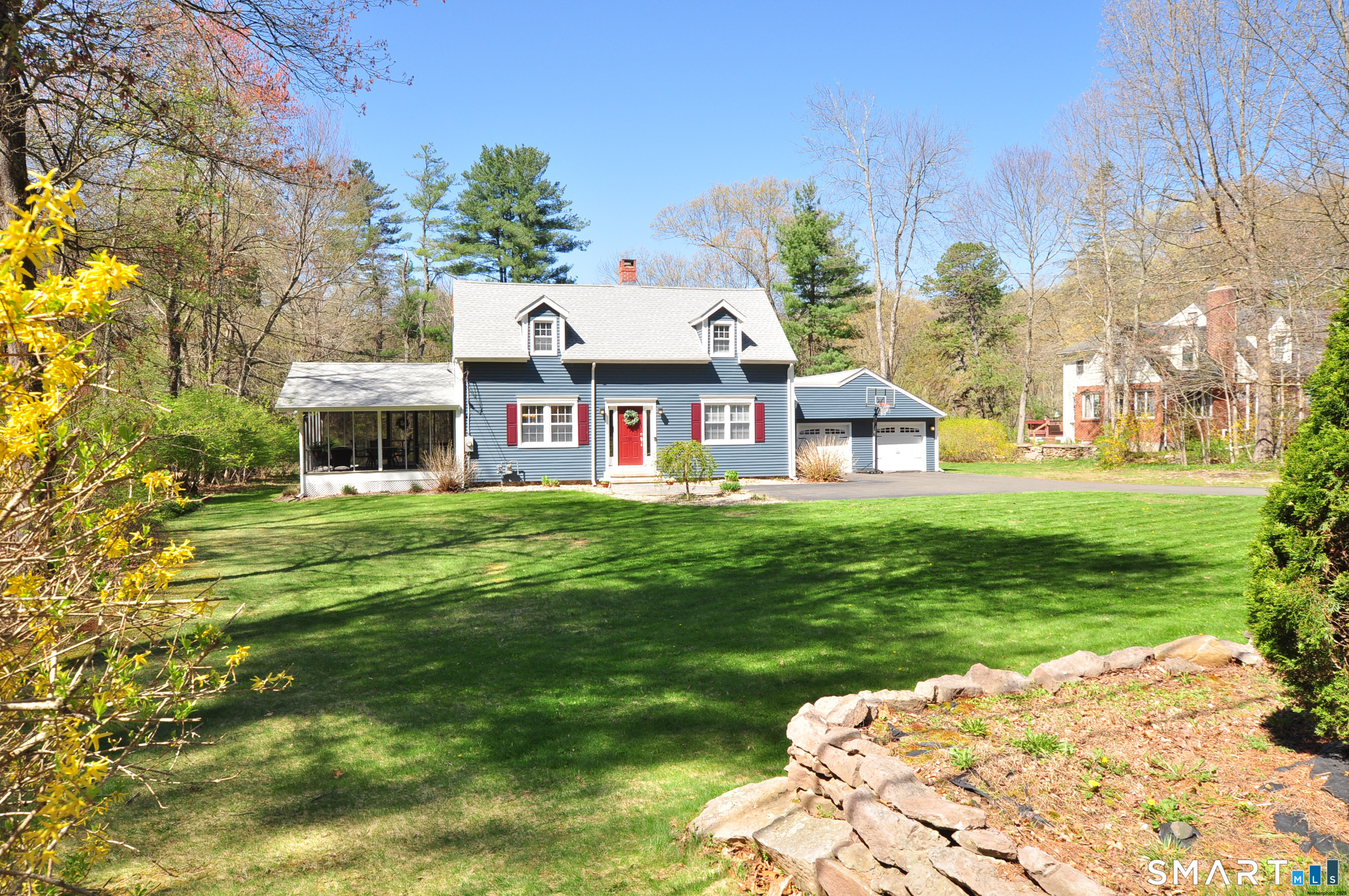 281 West Mountain Road Simsbury CT 06092