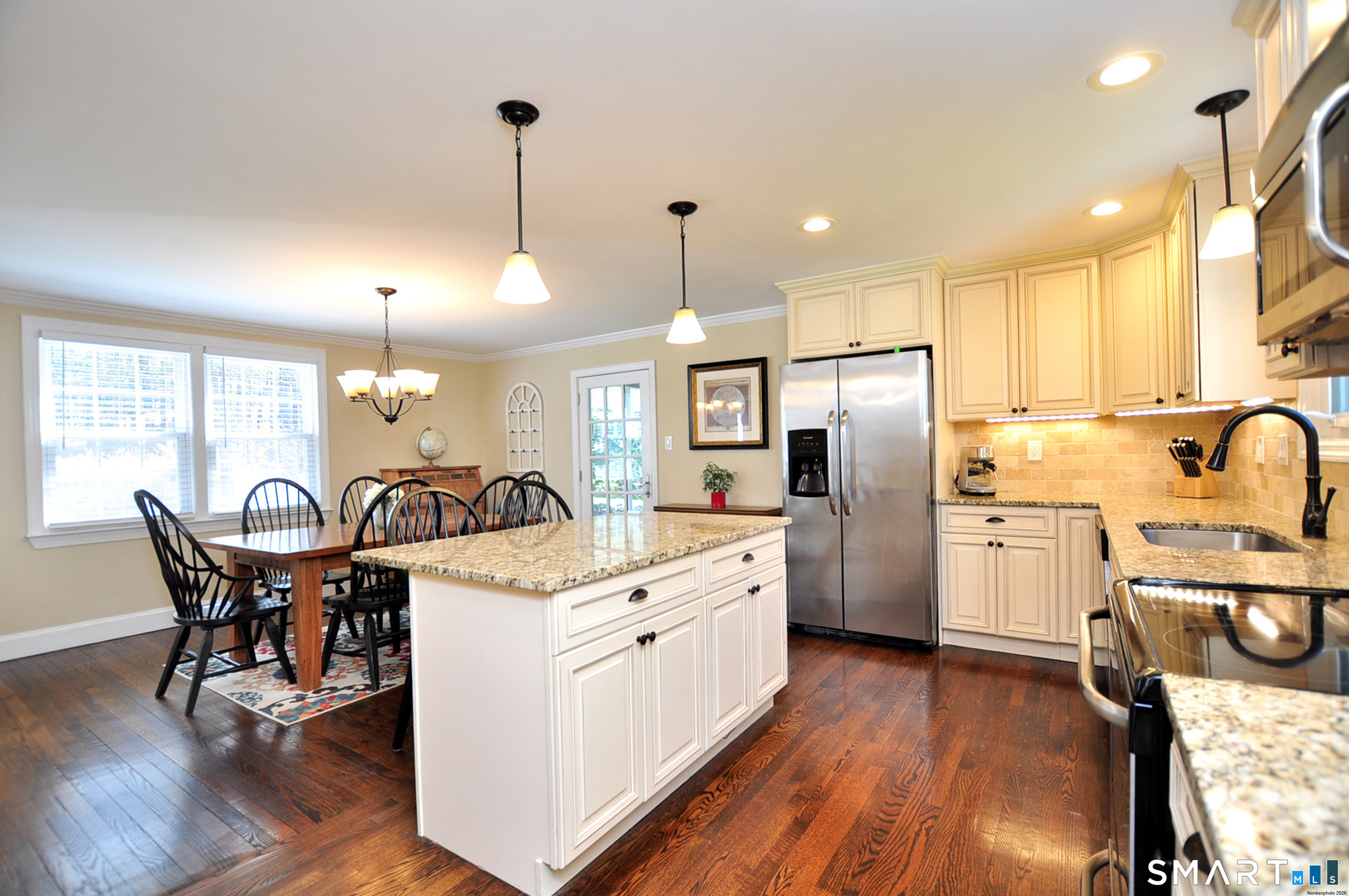 281 West Mountain Road Simsbury CT 06092