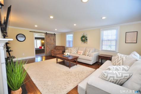 281 West Mountain Road Simsbury CT 06092