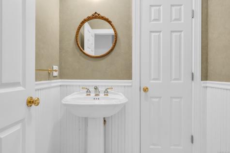 57 Spring Rock Road East Lyme CT 06333