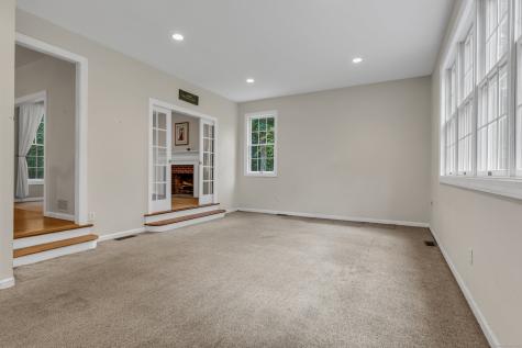 57 Spring Rock Road East Lyme CT 06333