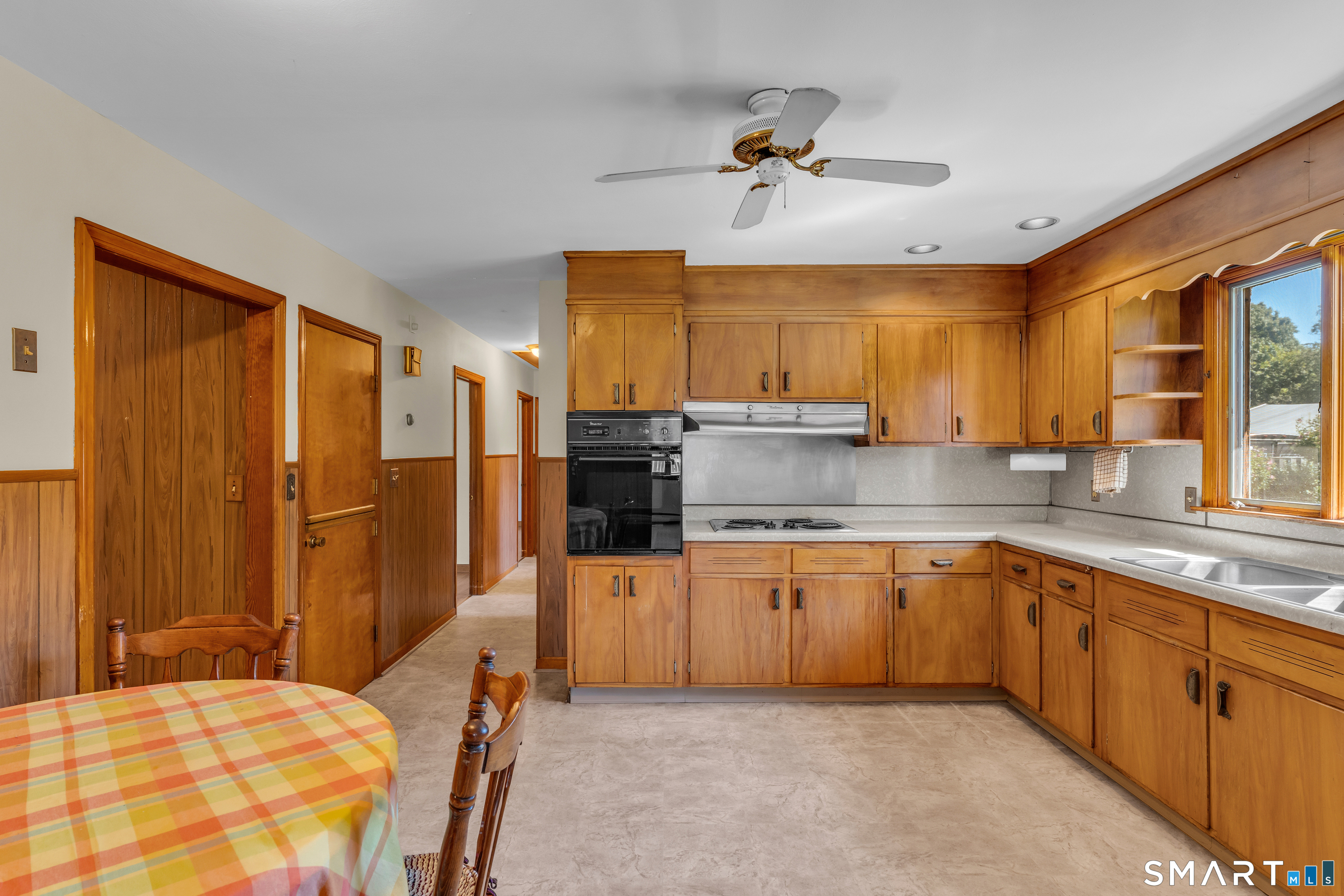 98 Upper State Street North Haven CT 06473