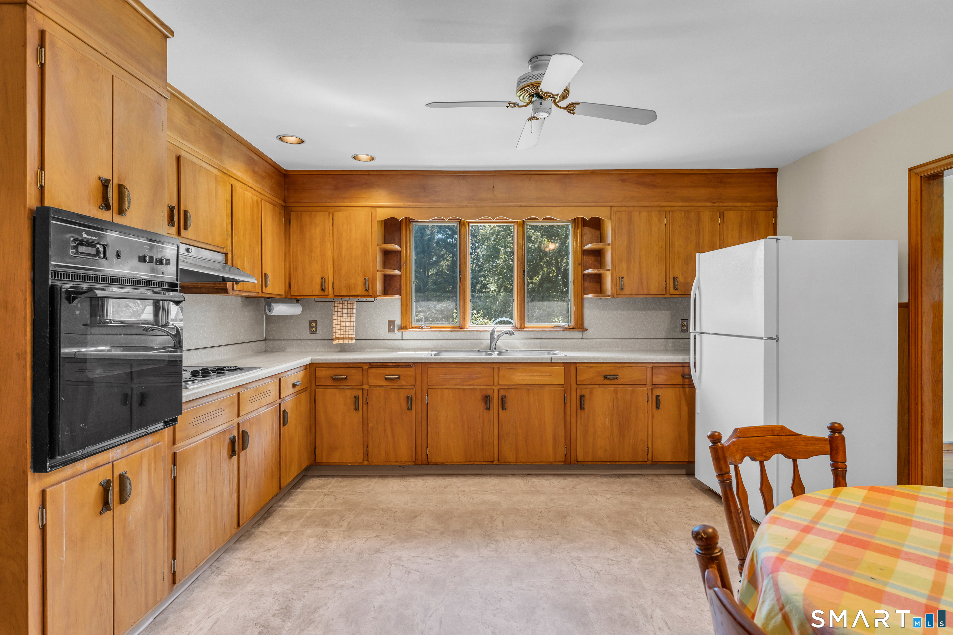 98 Upper State Street North Haven CT 06473