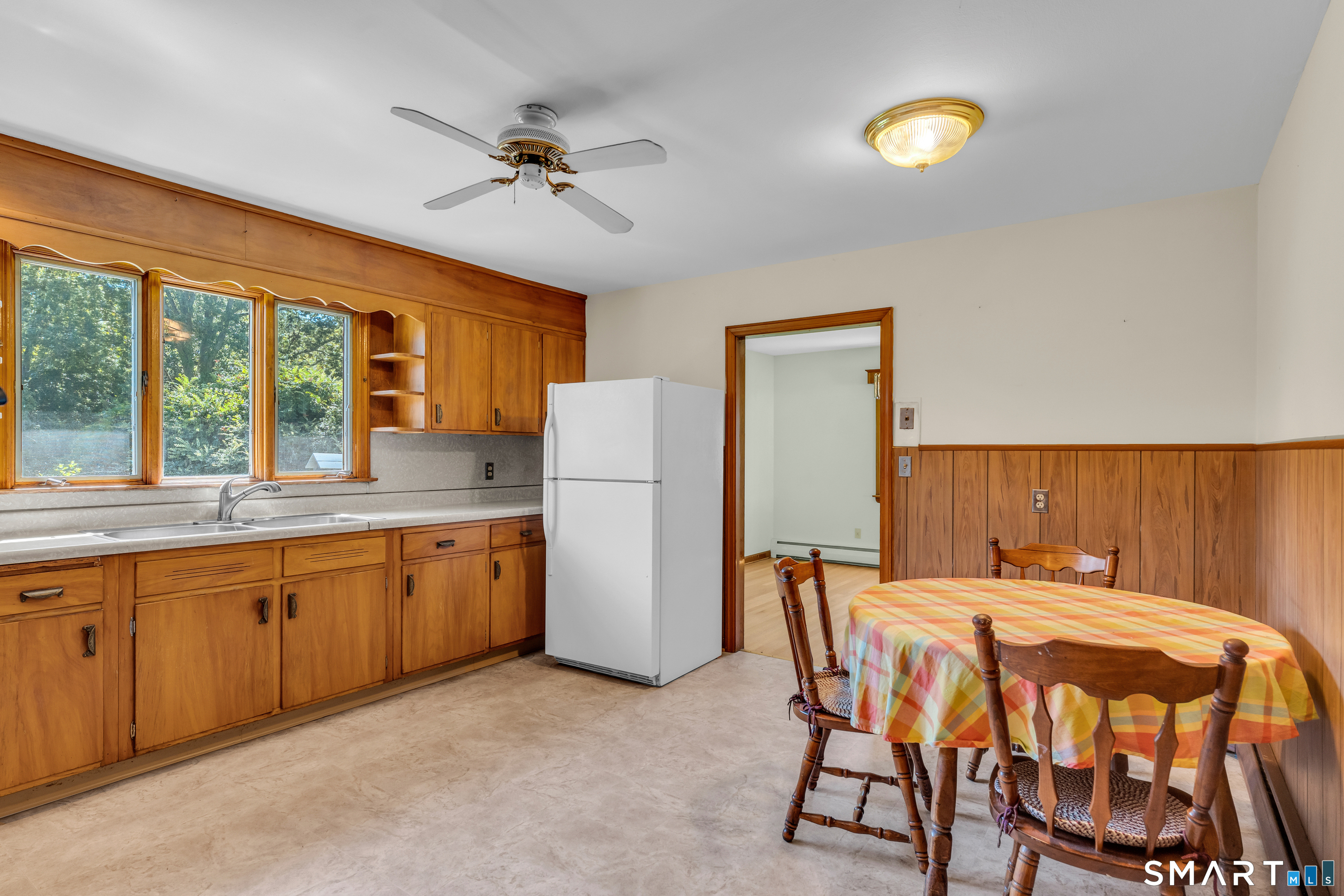 98 Upper State Street North Haven CT 06473