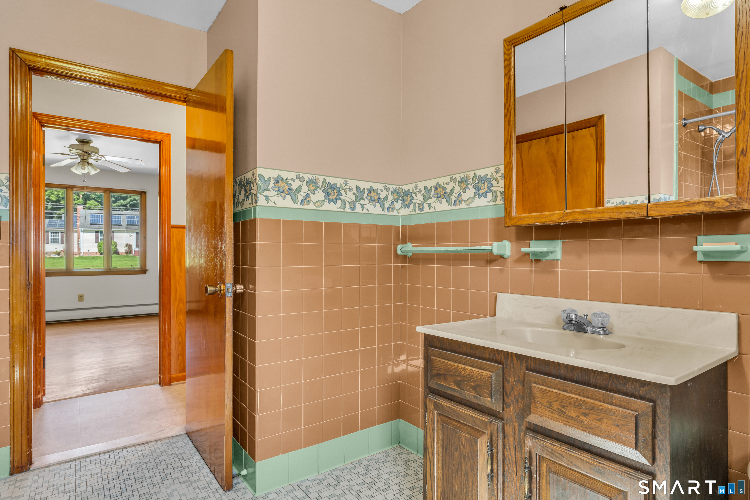 98 Upper State Street North Haven CT 06473