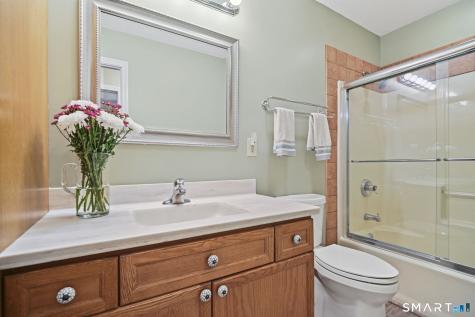 8 Thomas Drive Tolland CT 06084