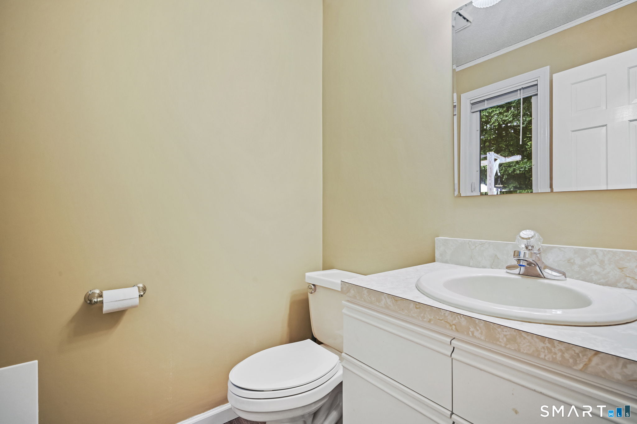 8 Thomas Drive Tolland CT 06084