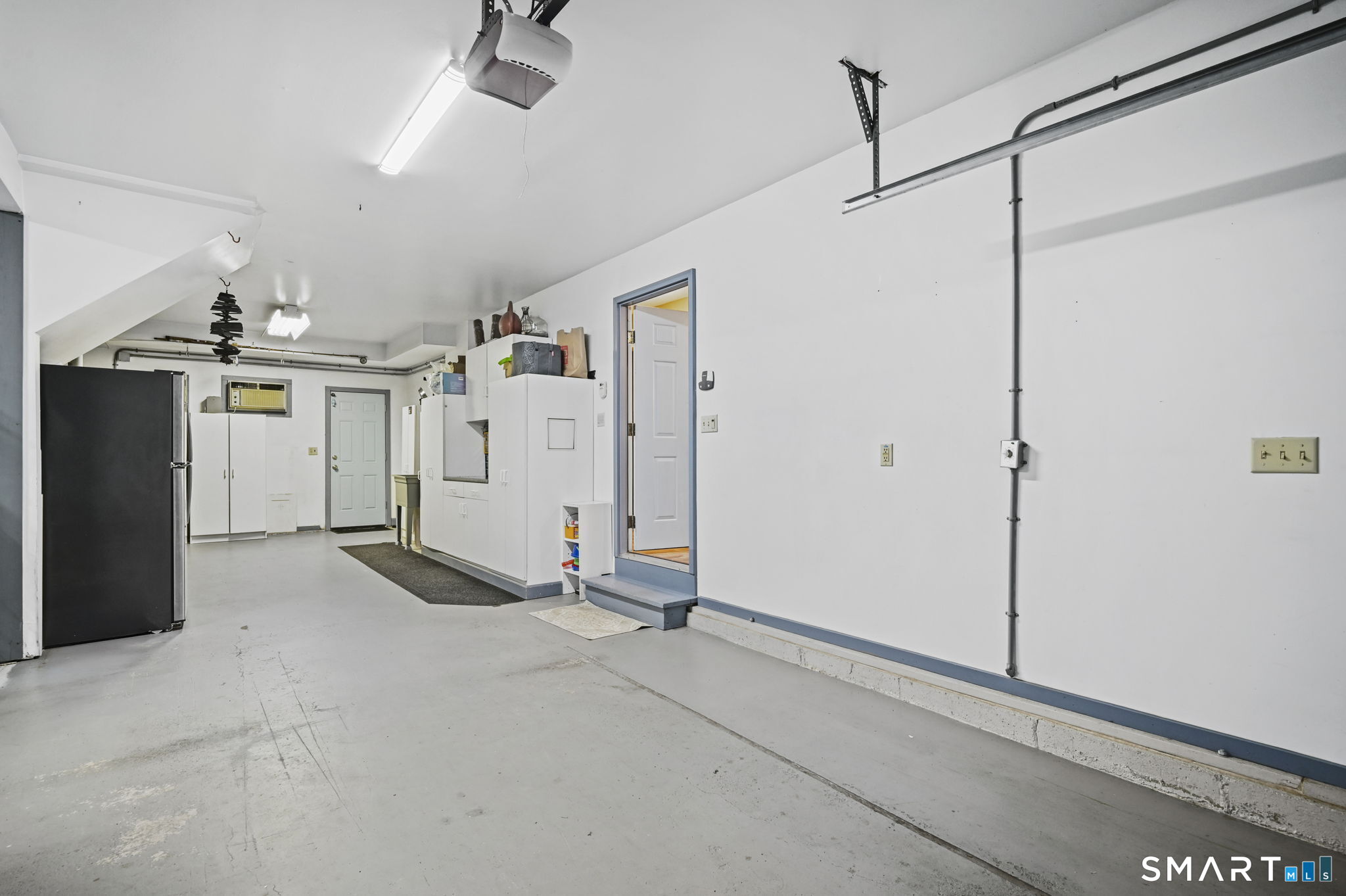 8 Thomas Drive Tolland CT 06084