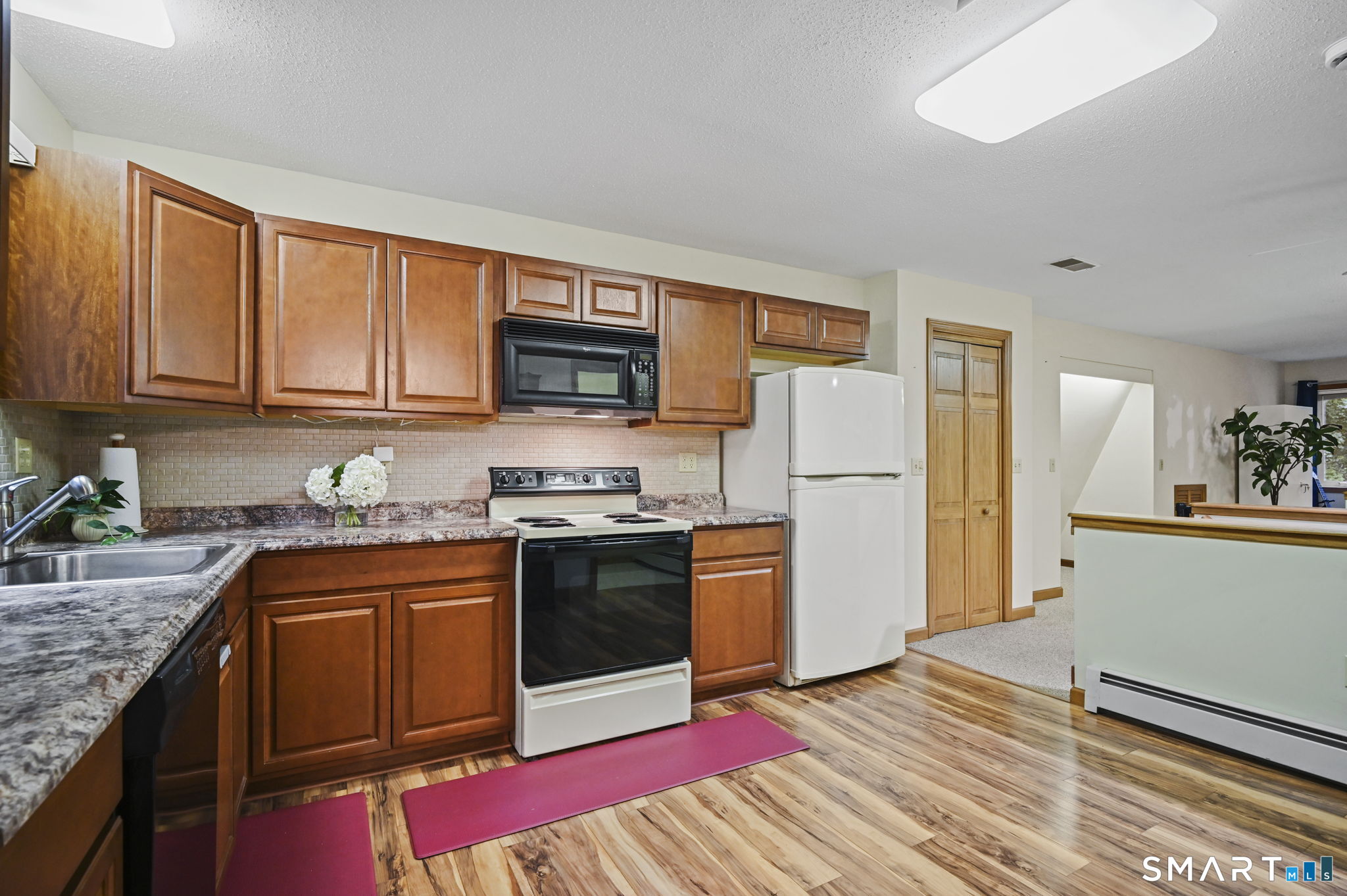 8 Thomas Drive Tolland CT 06084