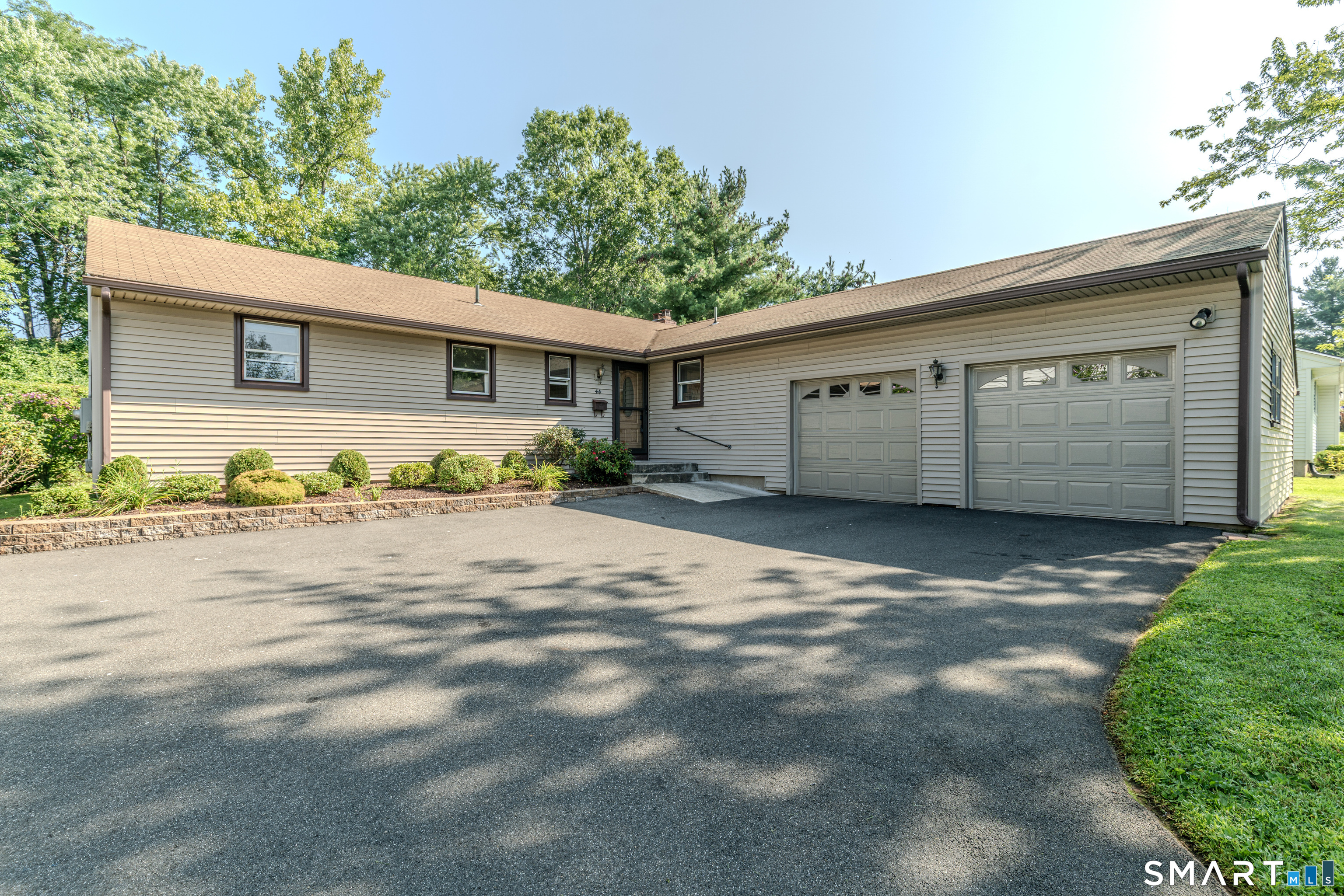 44 Middlebrook Road Newington CT 06111