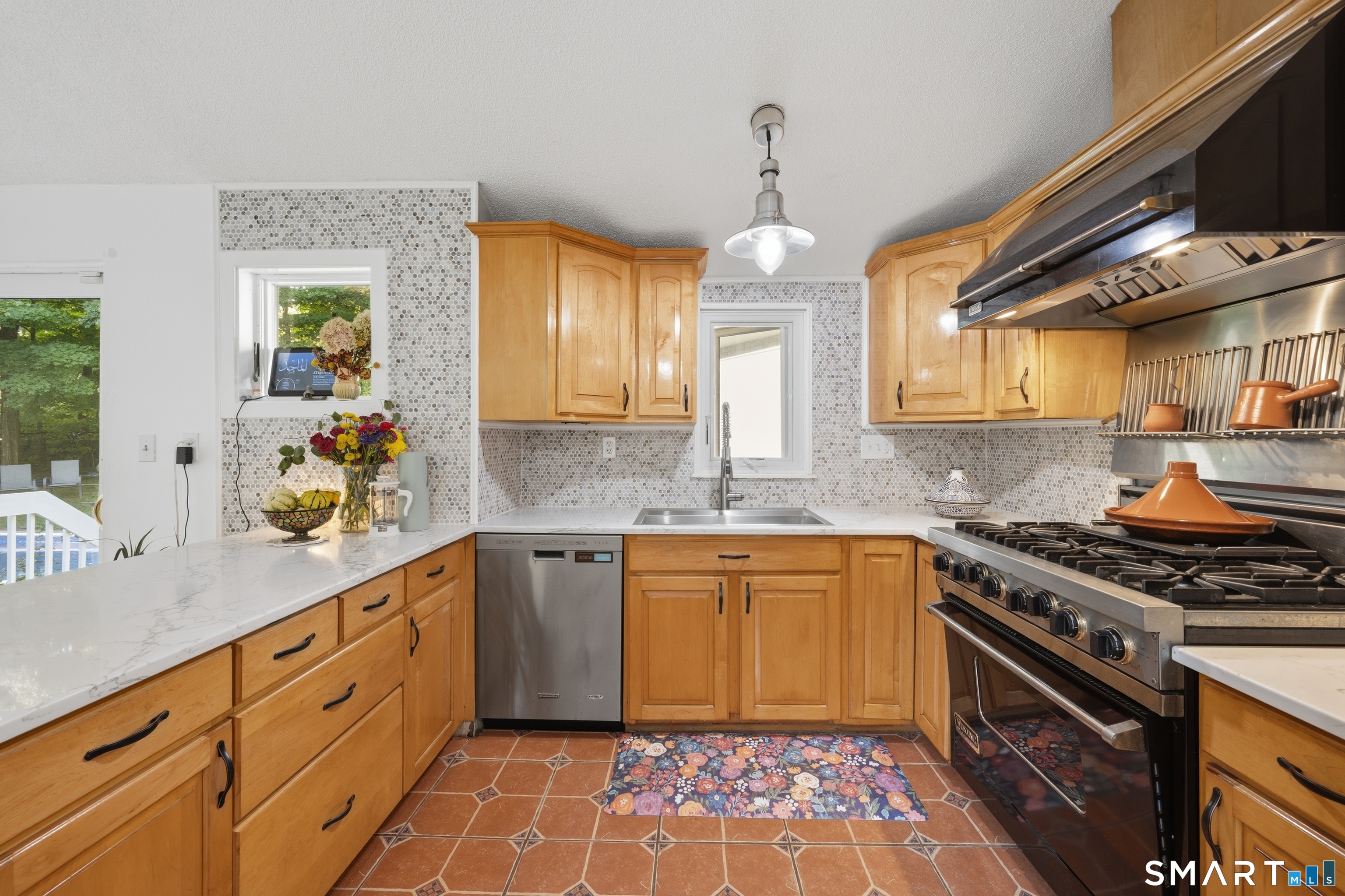 850 Litchfield Turnpike Bethany CT 06524