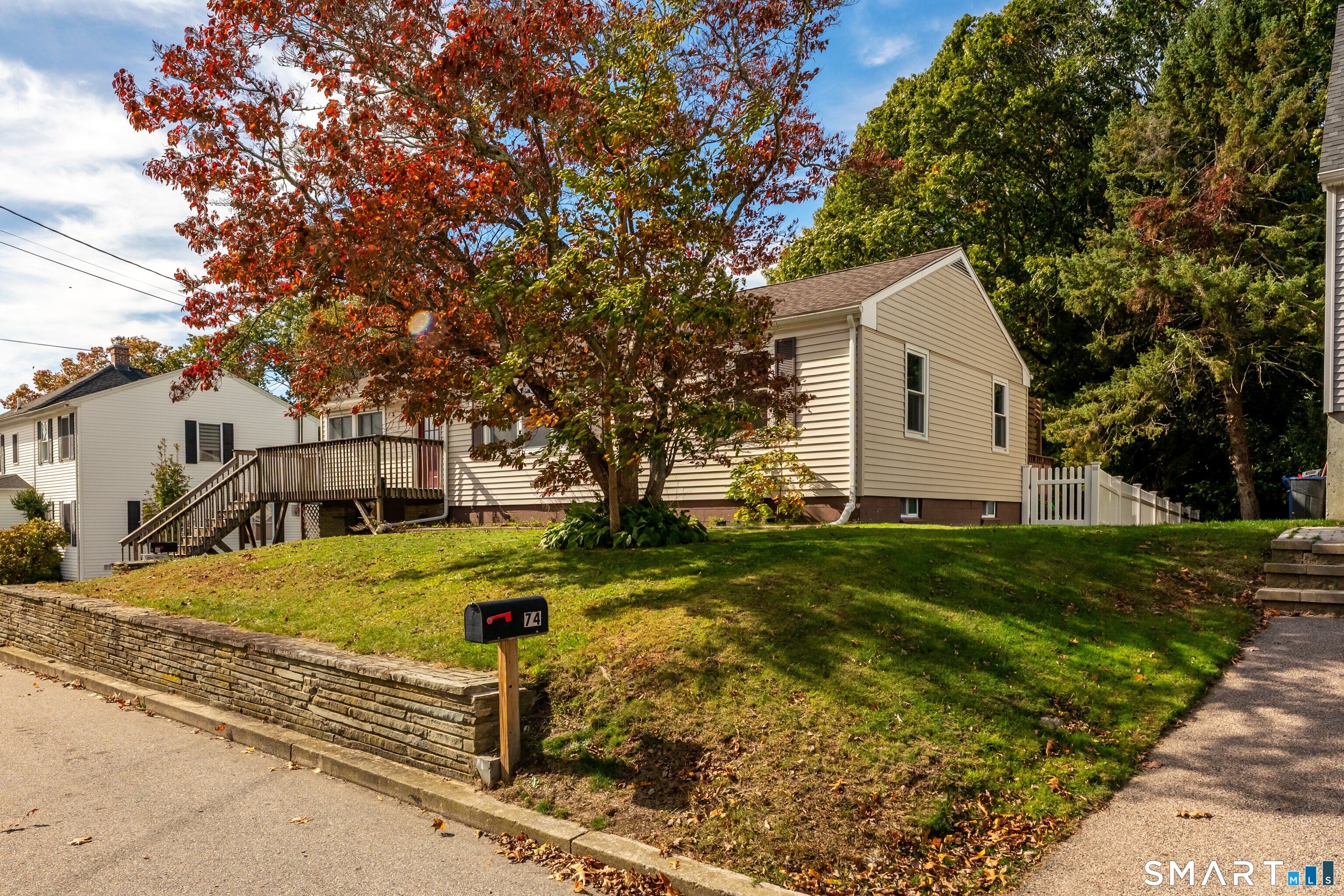 68 West Street Groton CT 06340