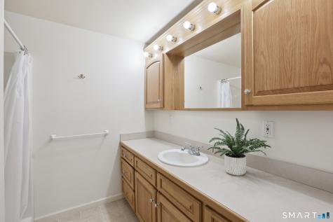 100 Chestnut Hill Road Ridgefield CT 06877
