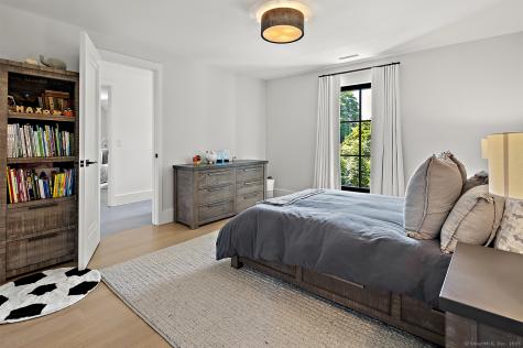 260 Willow Street Fairfield CT 06890