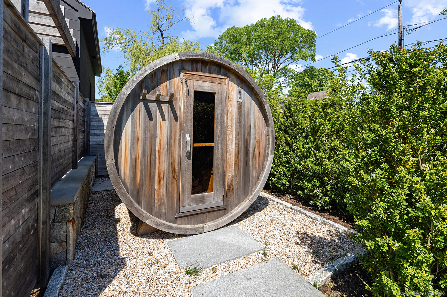 260 Willow Street Fairfield CT 06890