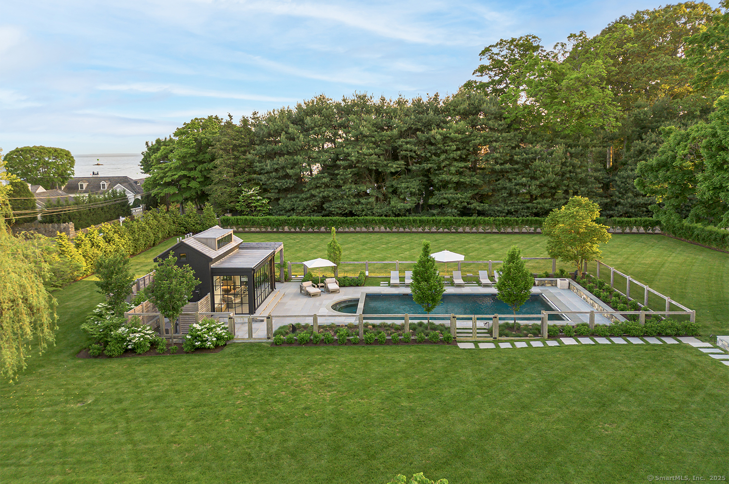 260 Willow Street Fairfield CT 06890