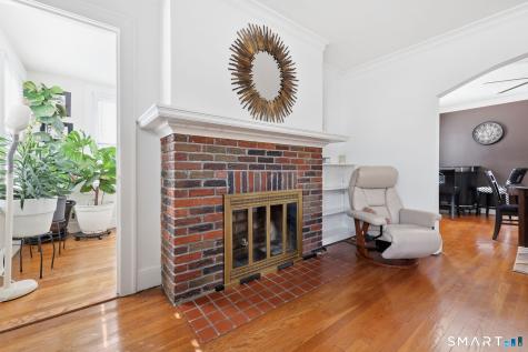 108 Cromwell Street Hartford CT 06114