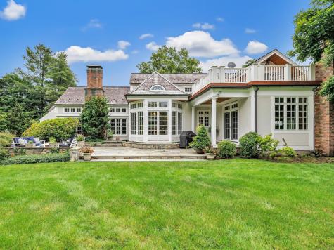 750 Burr Street Fairfield CT 06824