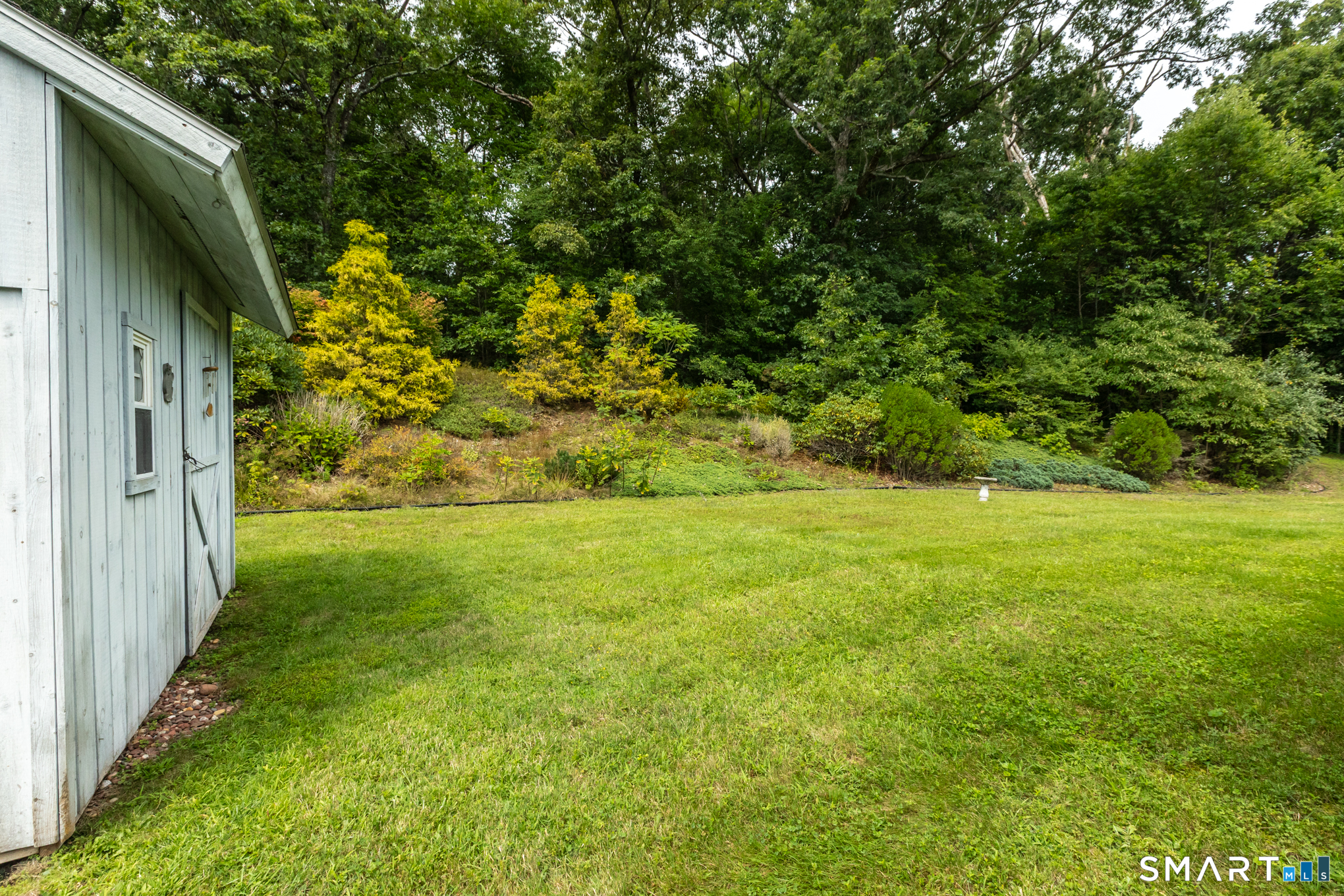 8 Geraldine Drive Ellington CT 06029