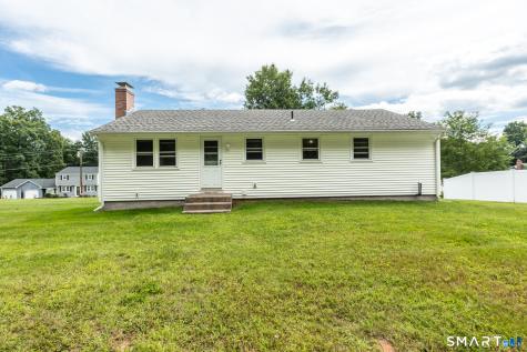 8 Geraldine Drive Ellington CT 06029
