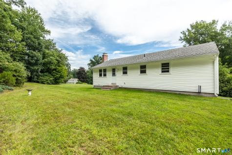 8 Geraldine Drive Ellington CT 06029