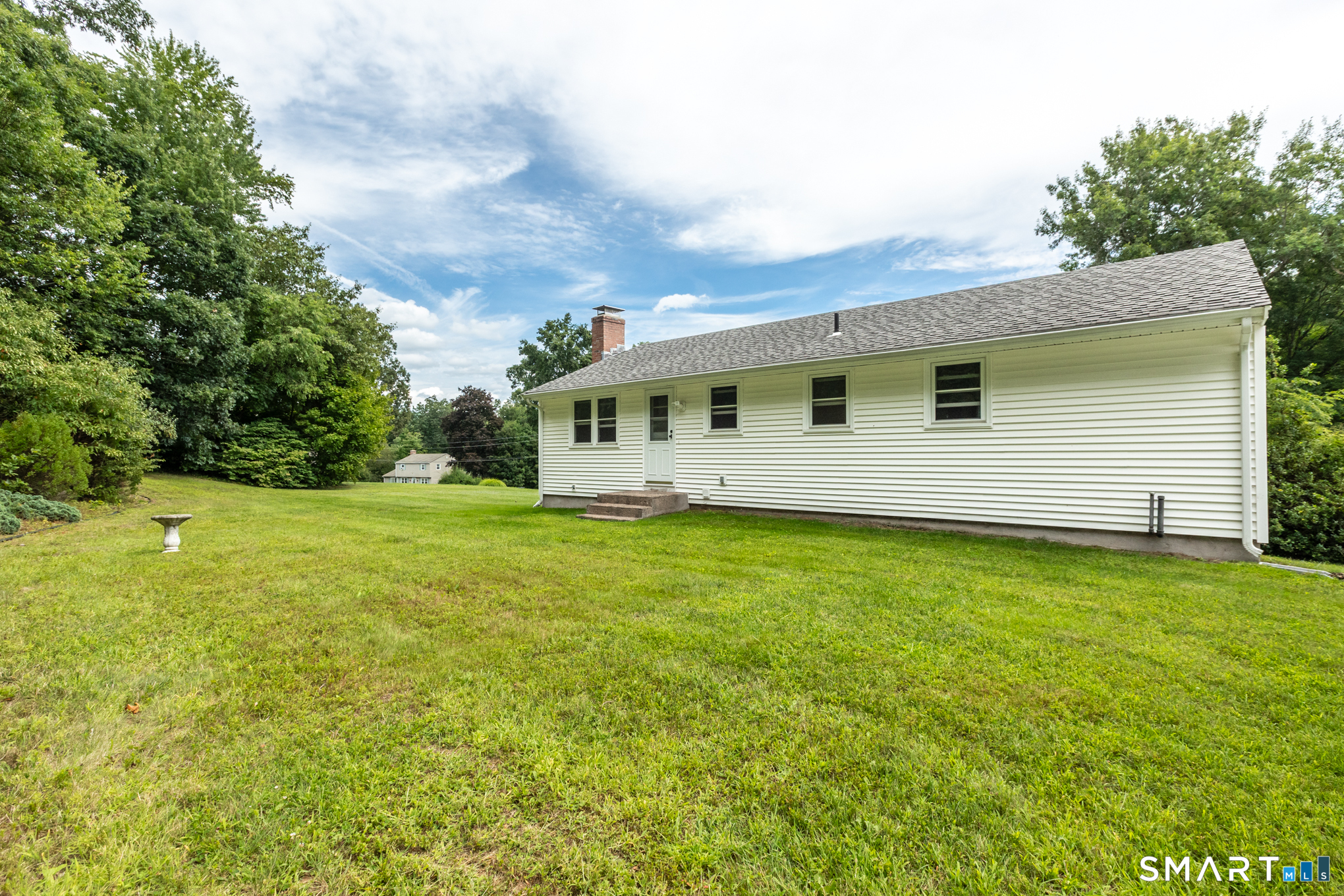 8 Geraldine Drive Ellington CT 06029