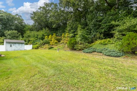 8 Geraldine Drive Ellington CT 06029
