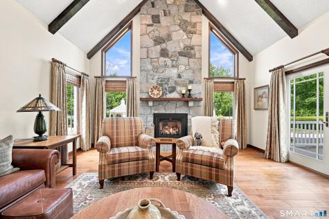 8 Huntington Lane New Fairfield CT 06812