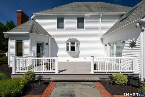 8 Huntington Lane New Fairfield CT 06812
