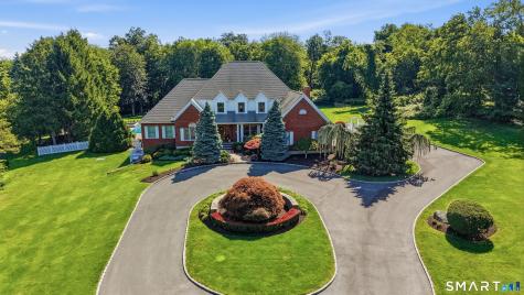 8 Huntington Lane New Fairfield CT 06812