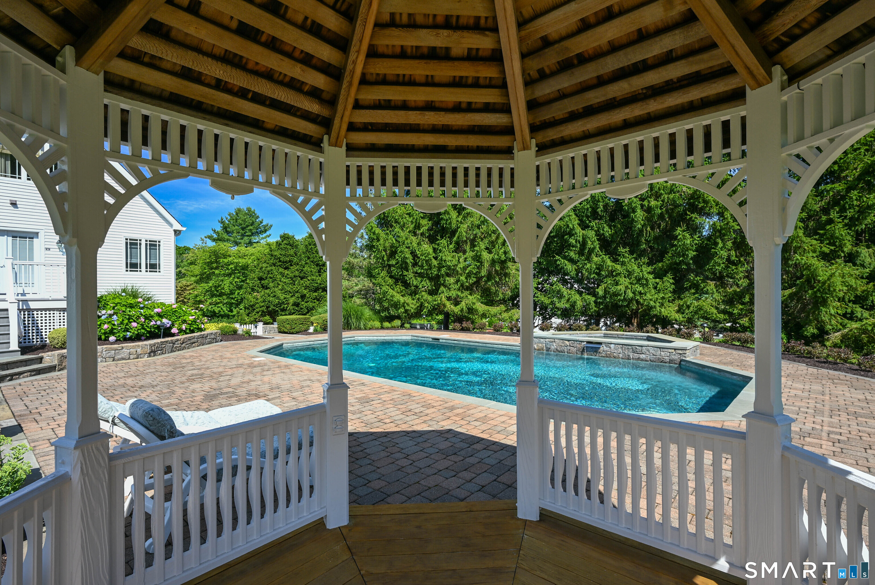 8 Huntington Lane New Fairfield CT 06812