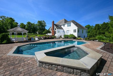 8 Huntington Lane New Fairfield CT 06812