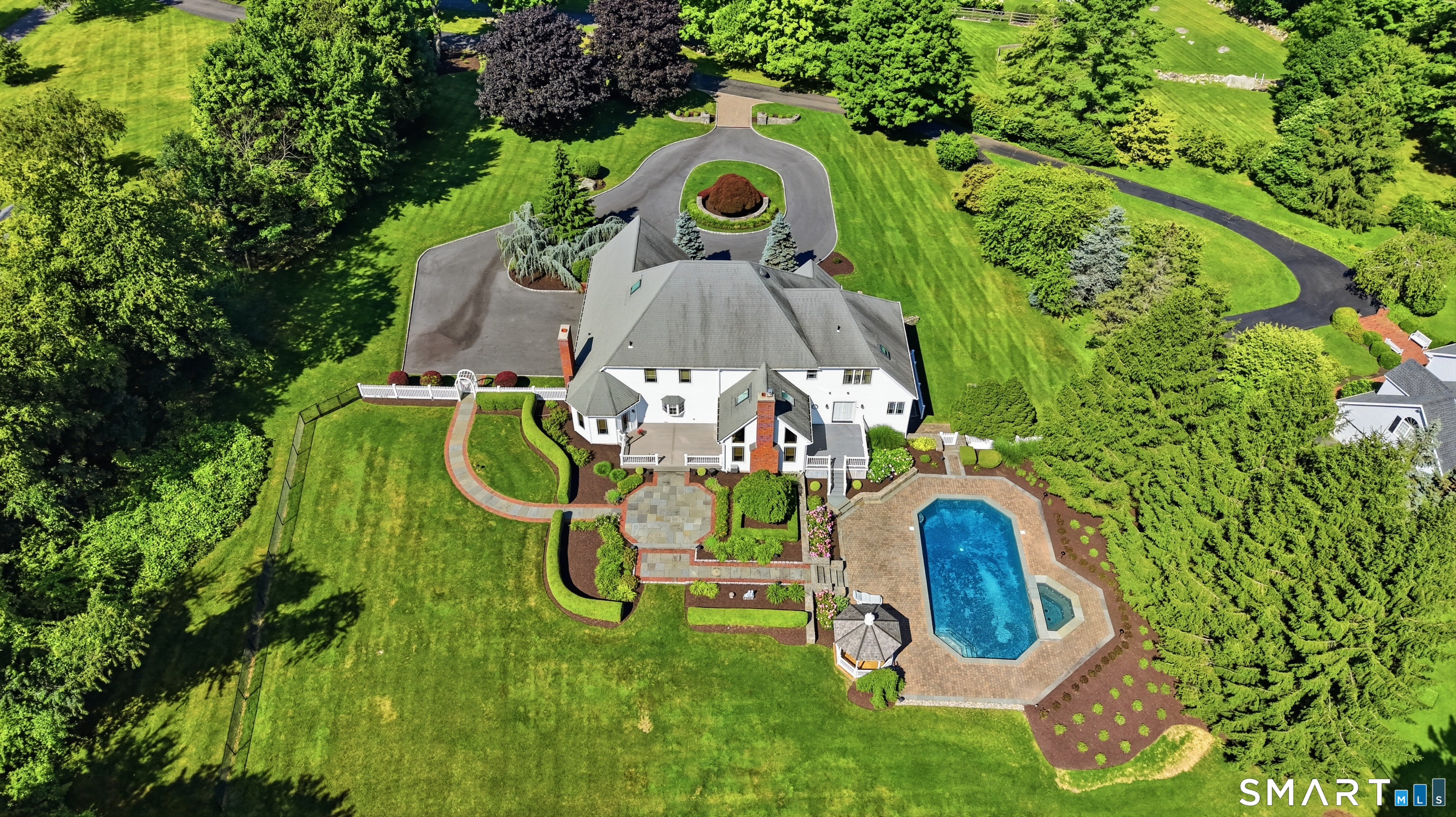 8 Huntington Lane New Fairfield CT 06812