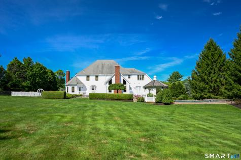8 Huntington Lane New Fairfield CT 06812