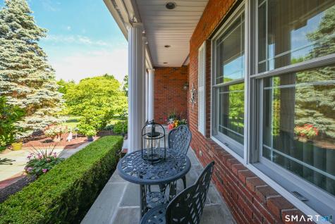 8 Huntington Lane New Fairfield CT 06812