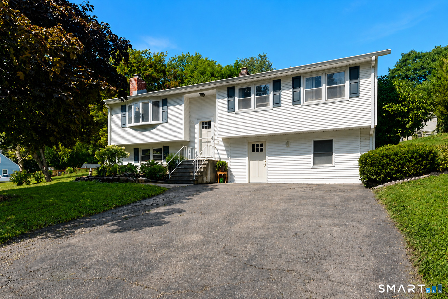 17 North Ridgeland Road Wallingford CT 06492