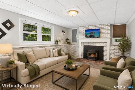 17 North Ridgeland Road Wallingford CT 06492