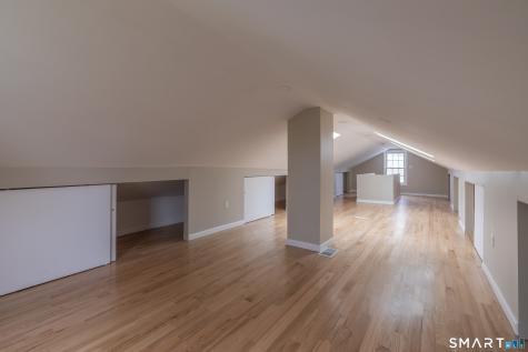 14 Catherine Court Milford CT 06460