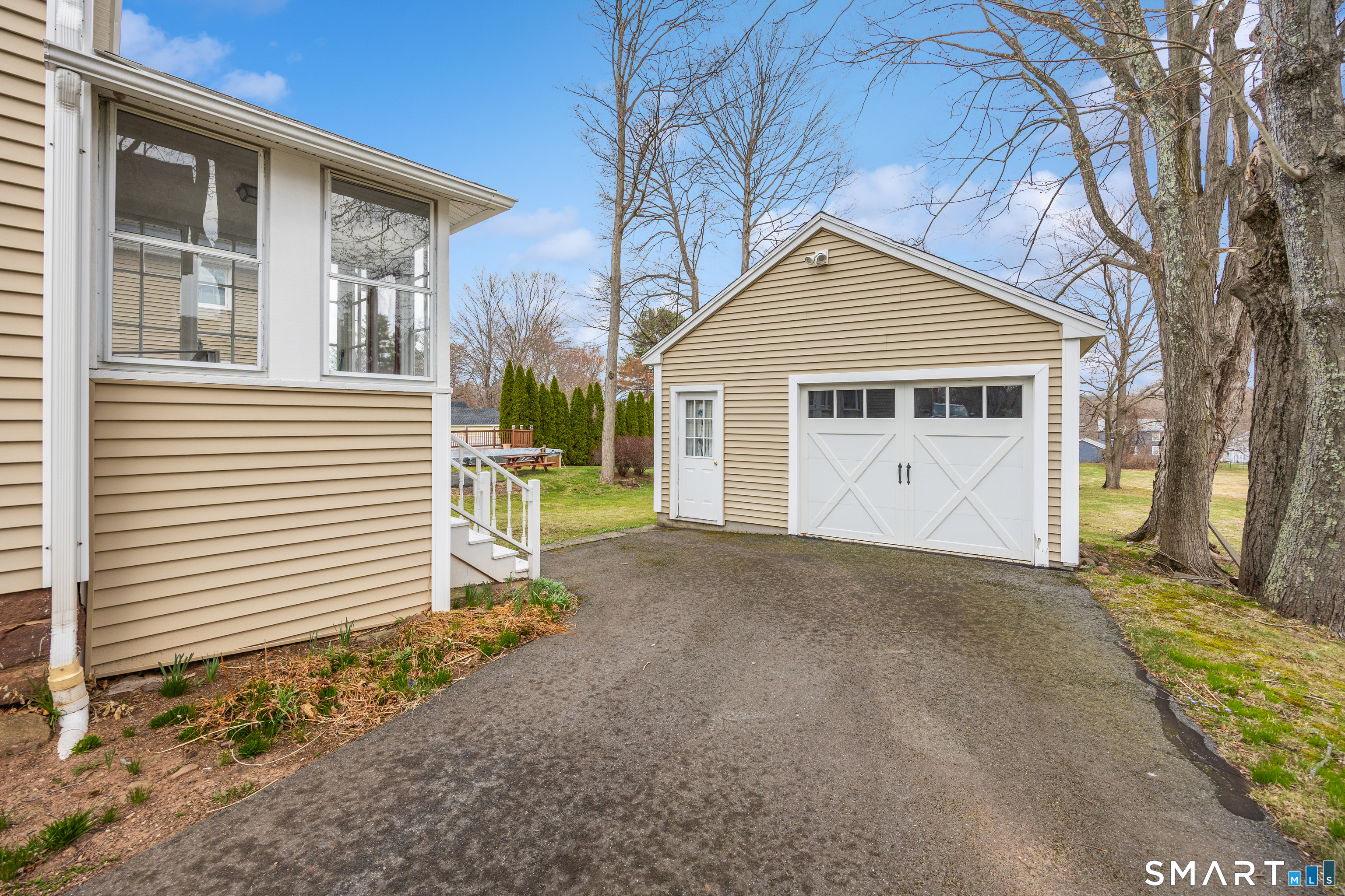 166 Ridge Road Middletown CT 06457