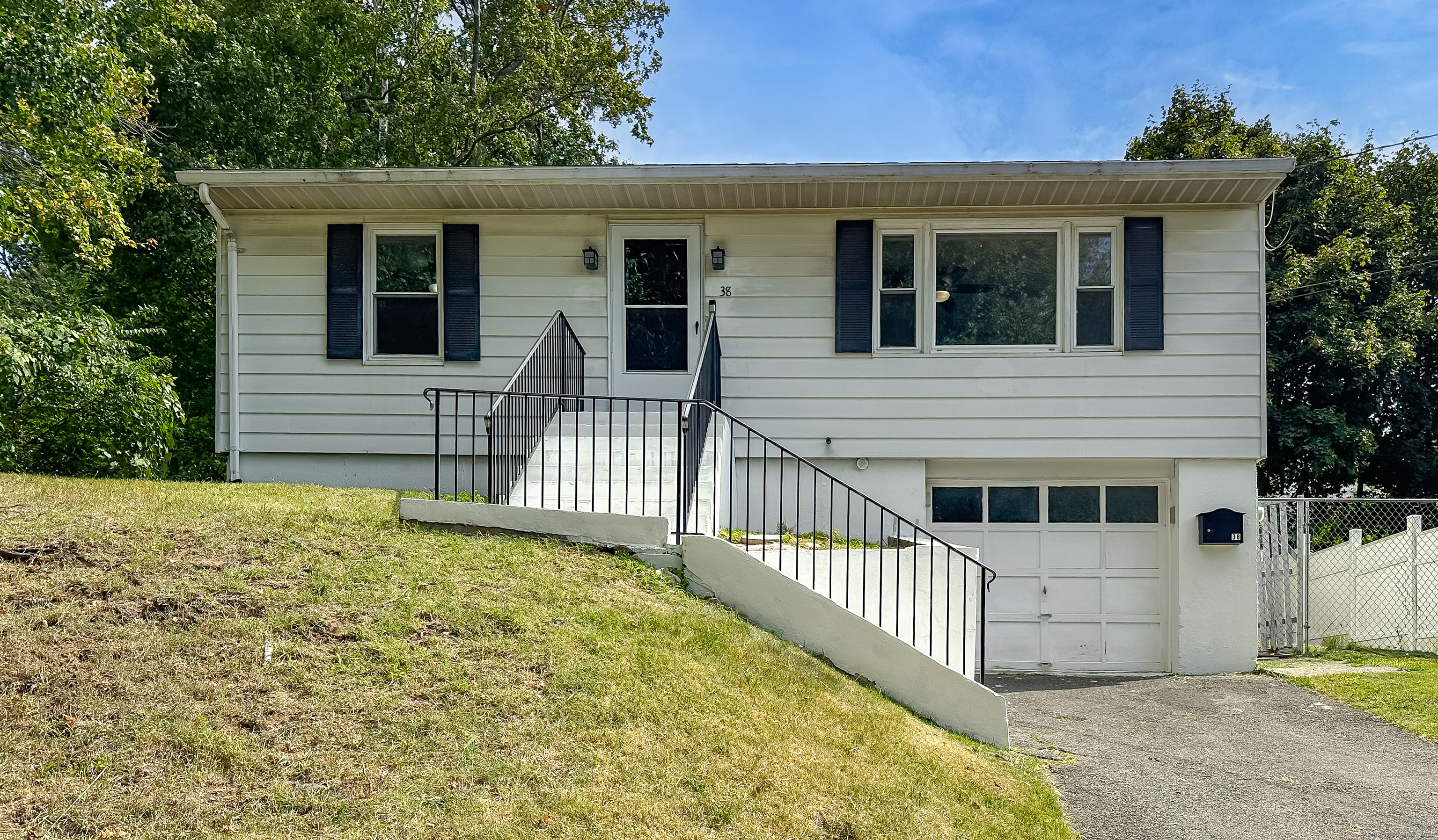 38 Lyndale Avenue Waterbury CT 06705
