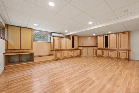 12 Canaan Drive Bethel CT 06801