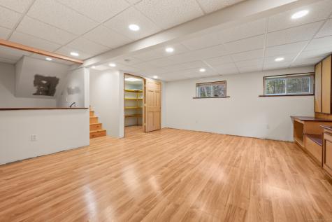 12 Canaan Drive Bethel CT 06801