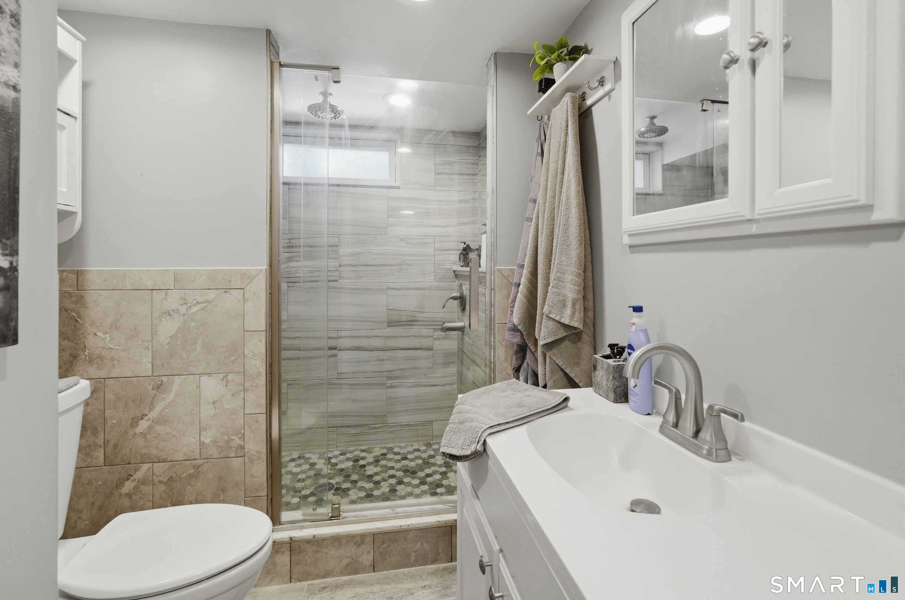 11 Gertrude Lane West Haven CT 06516
