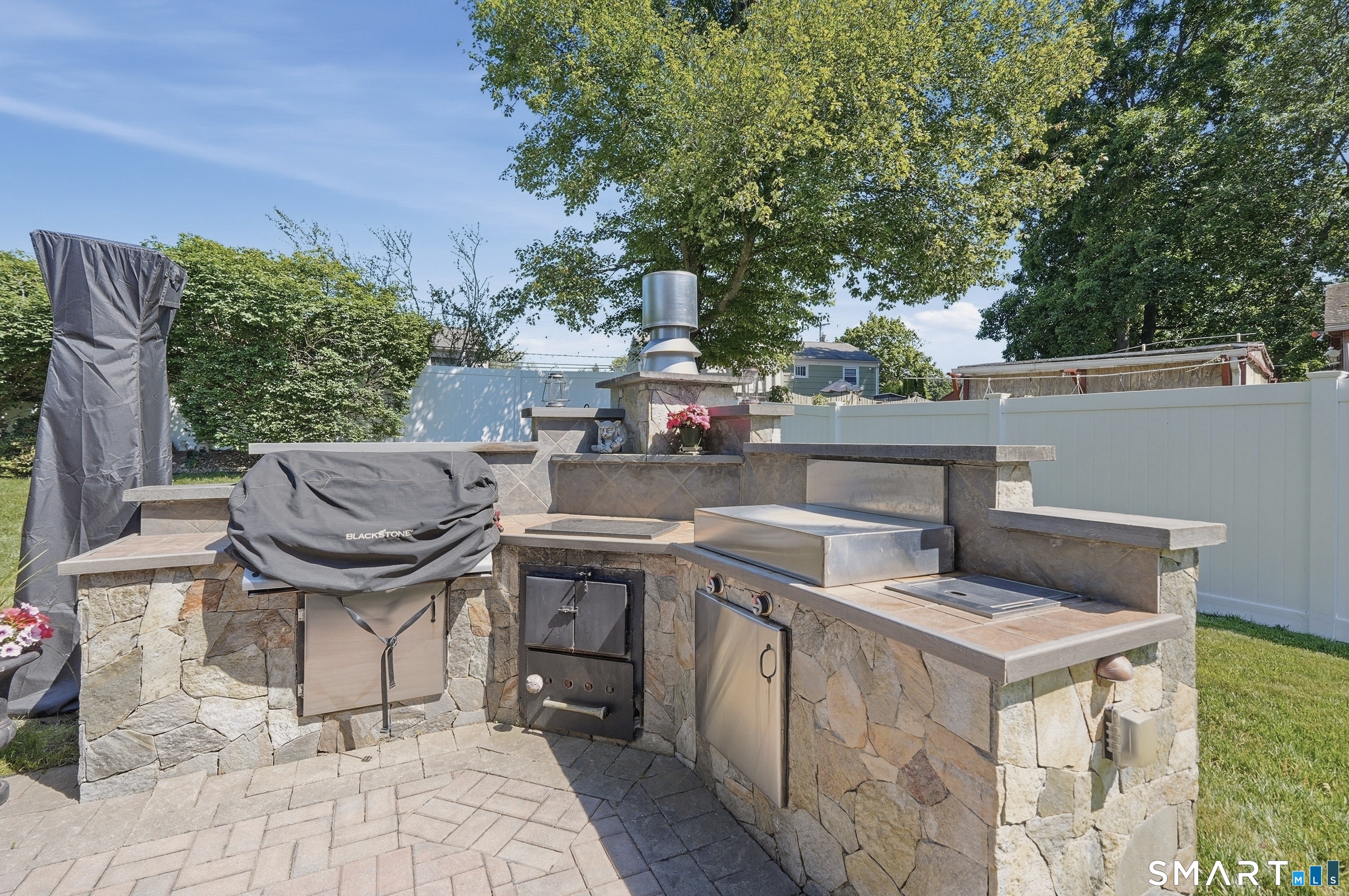 11 Gertrude Lane West Haven CT 06516