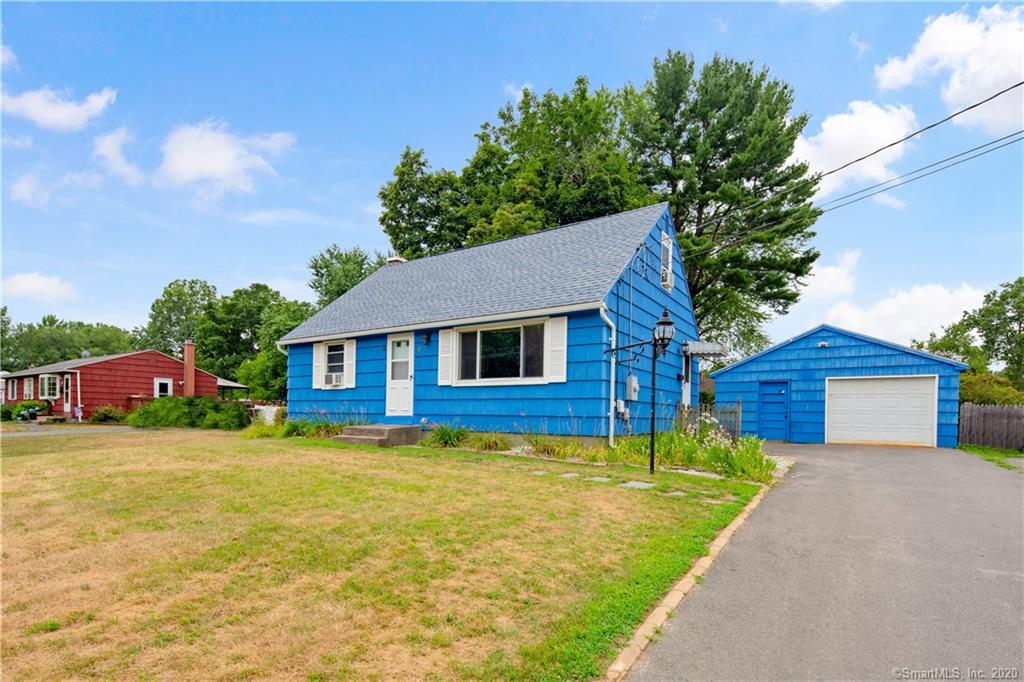 4 Middlesex Drive Enfield CT 06082