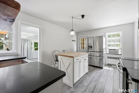 122 Overbrook Road West Hartford CT 06107