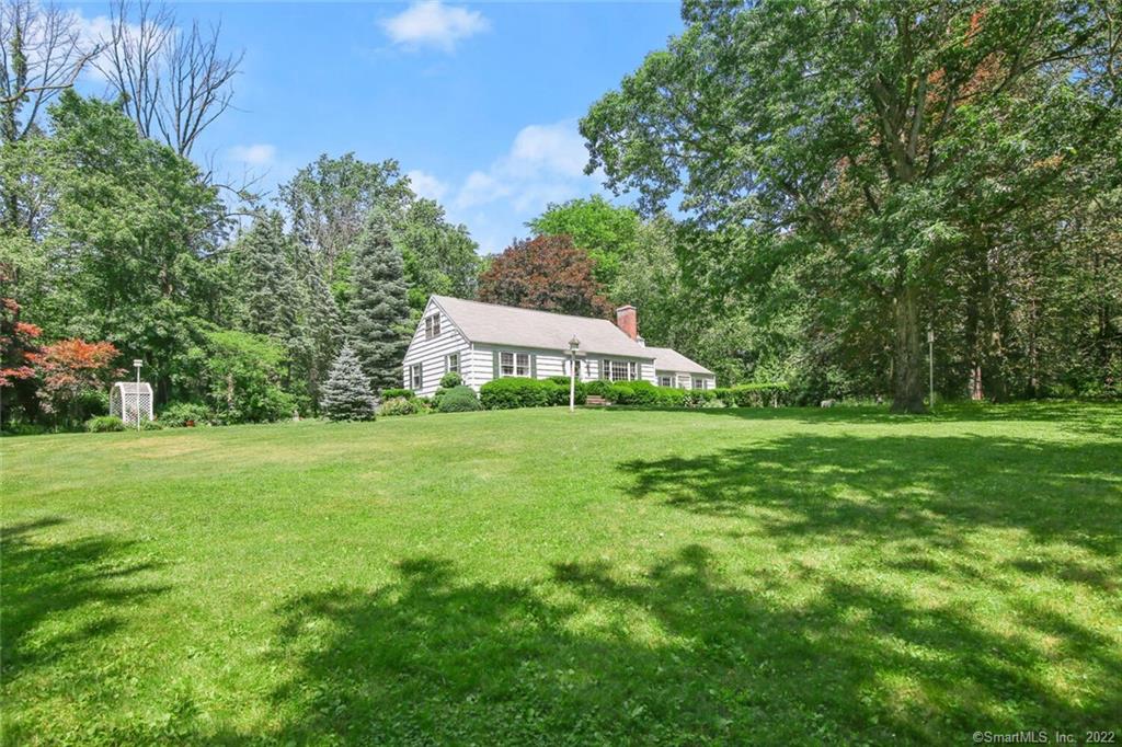 7 White Birch Road Ridgefield CT 06877